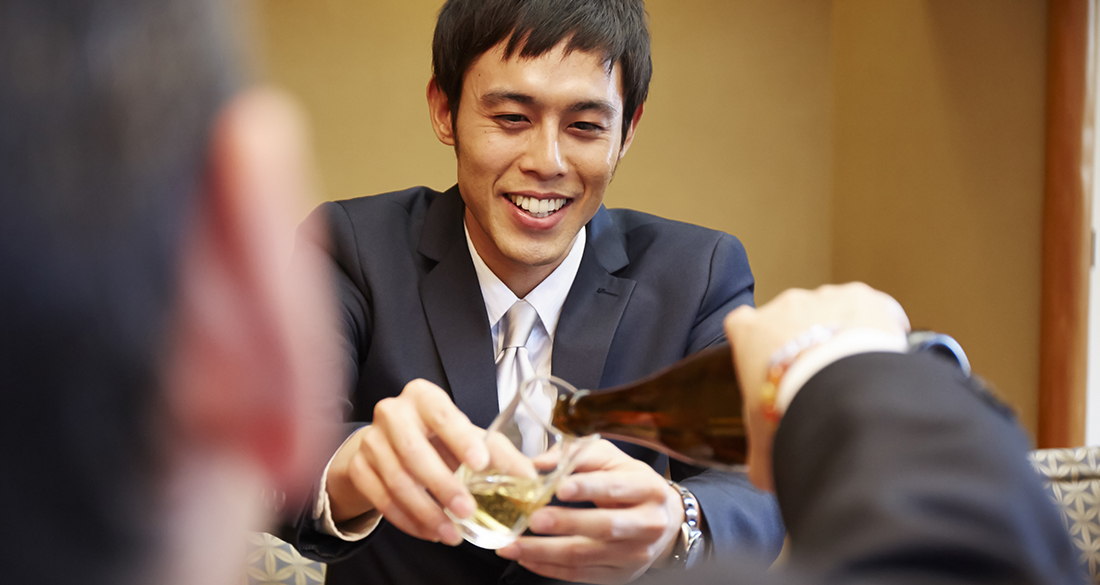 コネを利用した就職活動と求人募集について